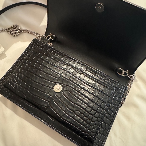 SUNSET CHAIN WALLET IN CROCODILE-EMBOSSED SHINY LEATHER - Picture 5 of 8